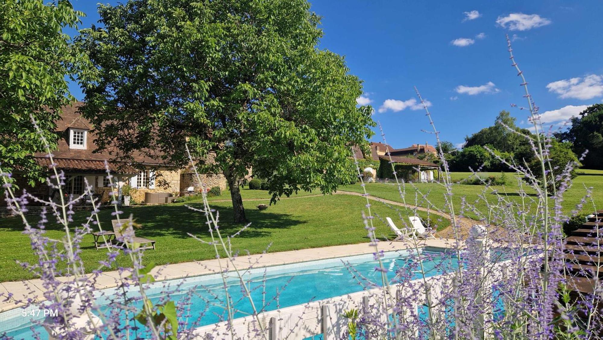 Le Clos-Lascazes Maison D'Hotes Le Buisson-de-Cadouin Kültér fotó